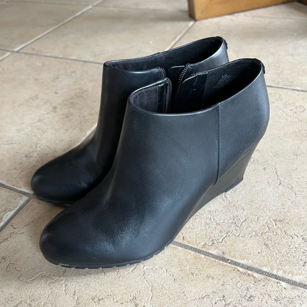 Genuine leather black wedge boots